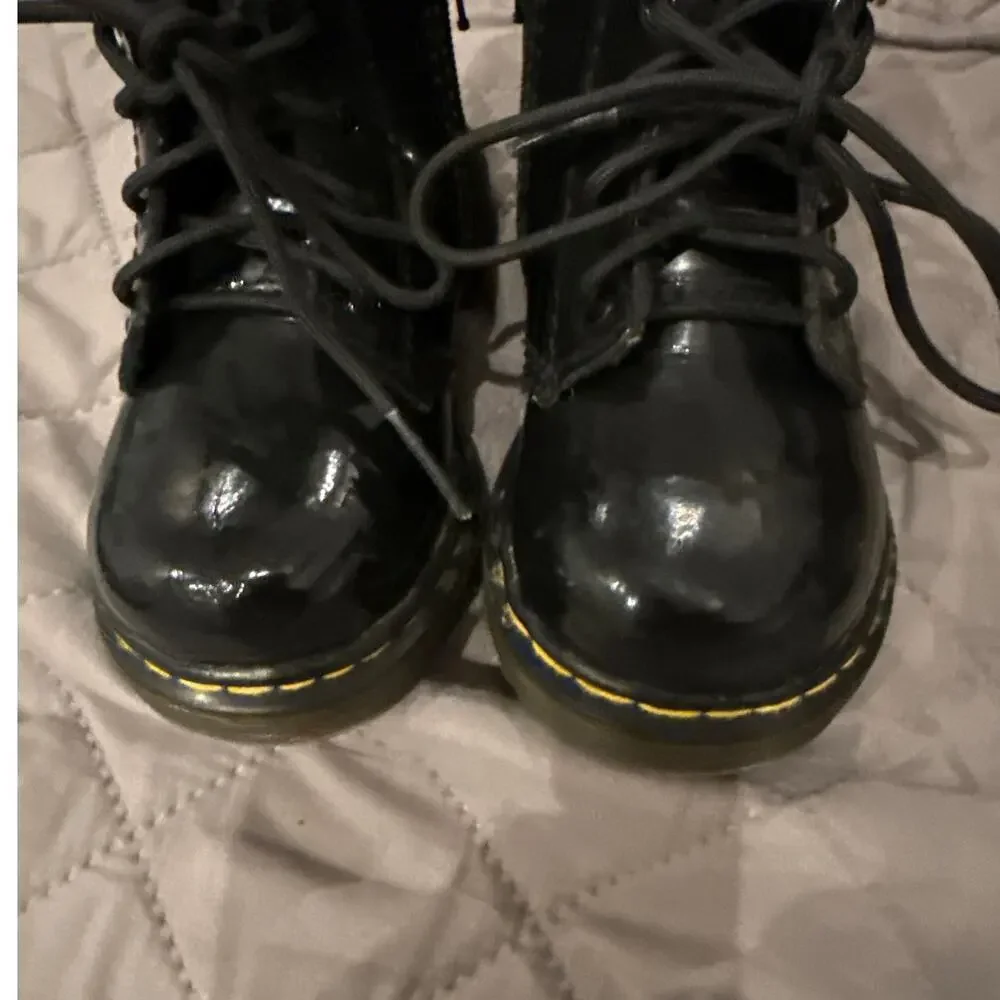 Dr.  Martens Toddler Brooklee B Size 5 Black Patent Lace Up Side Zip Ankle Boots